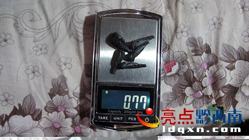 DƬ3.jpg