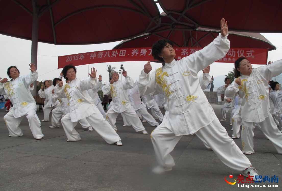 QQ截圖20150317090515a121.jpg