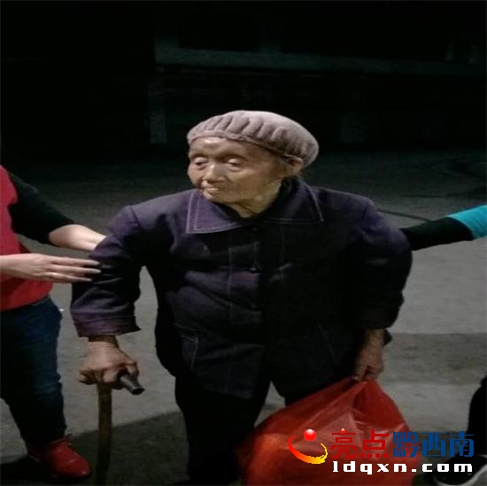 DƬ4.jpg