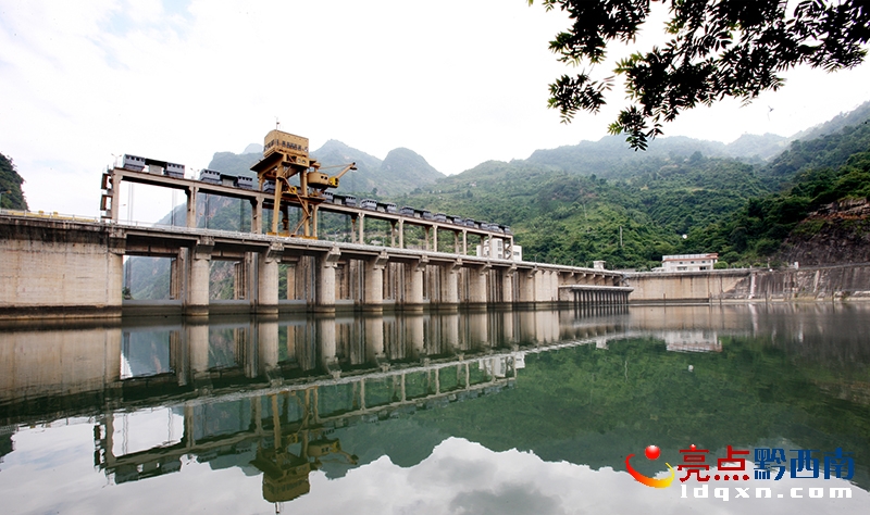 水庫大壩3.JPG