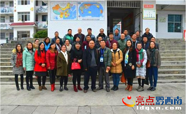 校園部分學員合影